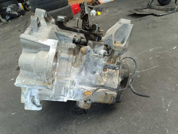 BOITE DE VITESSE VW/SEAT/SKODA/AUDI 1.0MPI CODE: SND - Vue 7